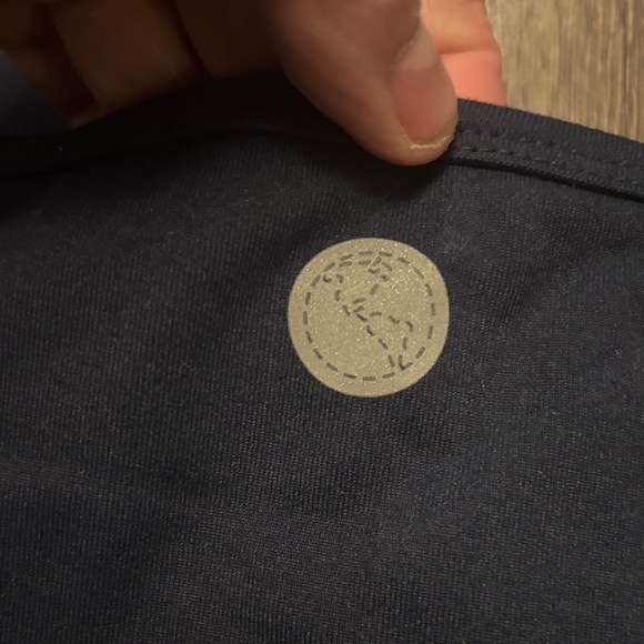 Threads 4 thought Crop Top sports bra - Picture 4 of 5